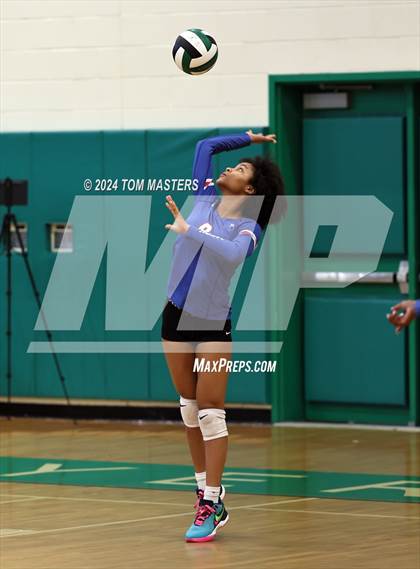 Thumbnail 3 in North Mecklenburg @ Myers Park (NCHSAA 4A Round 1) photogallery.