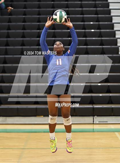 Thumbnail 3 in North Mecklenburg @ Myers Park (NCHSAA 4A Round 1) photogallery.