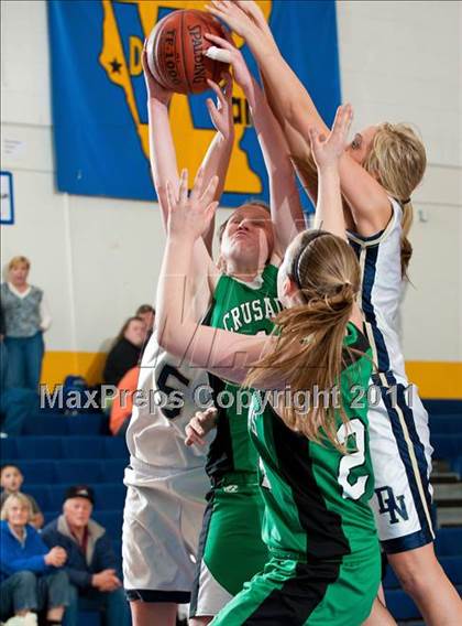 Thumbnail 2 in St. Bernard's @ Del Norte photogallery.