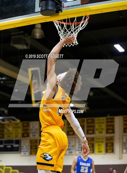 Thumbnail 3 in Santa Margarita vs. Rancho Christian photogallery.