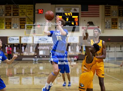Thumbnail 2 in Santa Margarita vs. Rancho Christian photogallery.