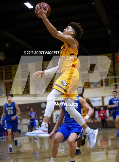 Thumbnail 2 in Santa Margarita vs. Rancho Christian photogallery.