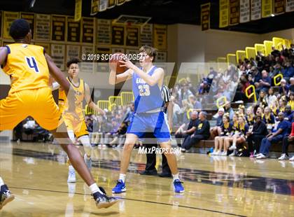 Thumbnail 3 in Santa Margarita vs. Rancho Christian photogallery.