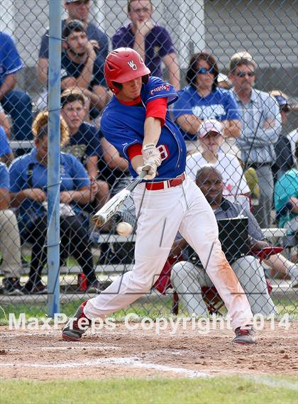 Thumbnail 1 in East Jefferson vs West Ouachita (LHSAA Class 4A Quarterfinal) photogallery.