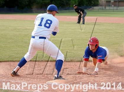 Thumbnail 1 in East Jefferson vs West Ouachita (LHSAA Class 4A Quarterfinal) photogallery.