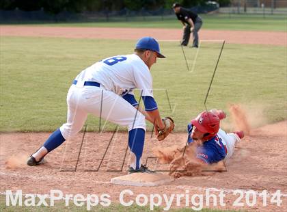 Thumbnail 2 in East Jefferson vs West Ouachita (LHSAA Class 4A Quarterfinal) photogallery.