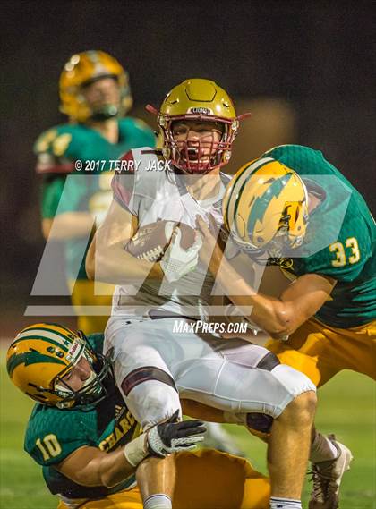 Thumbnail 3 in Edison vs. Oaks Christian photogallery.