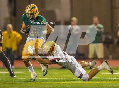Thumbnail 3 in Edison vs. Oaks Christian photogallery.