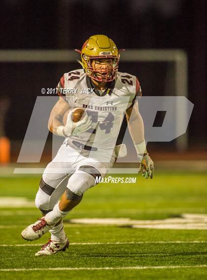 Thumbnail 3 in Edison vs. Oaks Christian photogallery.