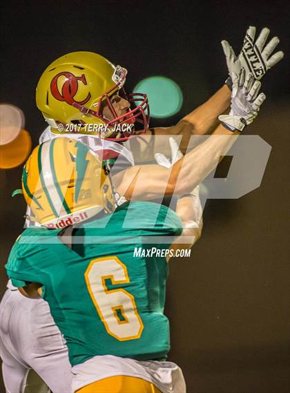 Thumbnail 2 in Edison vs. Oaks Christian photogallery.