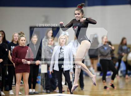 Thumbnail 1 in CHSAA 5A State Prelims photogallery.