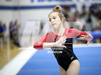 Thumbnail 2 in CHSAA 5A State Prelims photogallery.