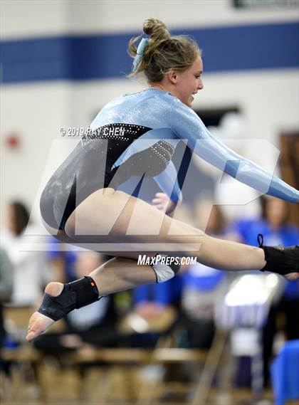 Thumbnail 2 in CHSAA 5A State Prelims photogallery.