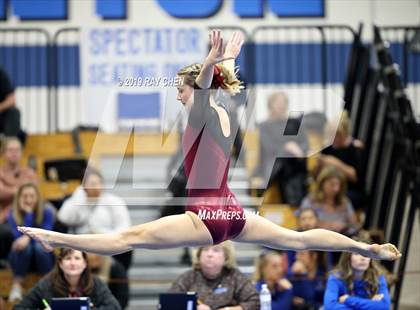Thumbnail 2 in CHSAA 5A State Prelims photogallery.