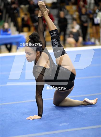 Thumbnail 3 in CHSAA 5A State Prelims photogallery.