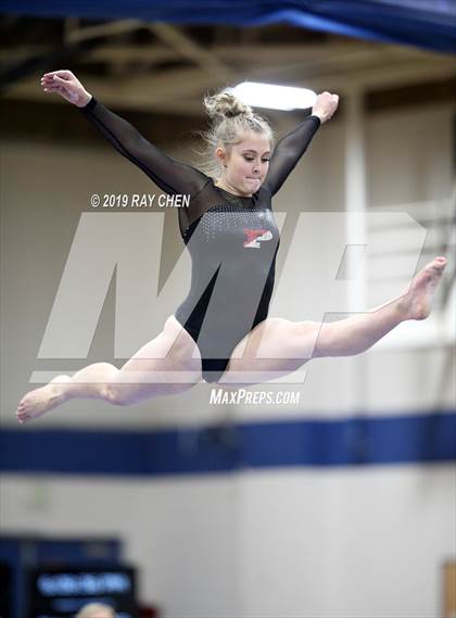 Thumbnail 1 in CHSAA 5A State Prelims photogallery.