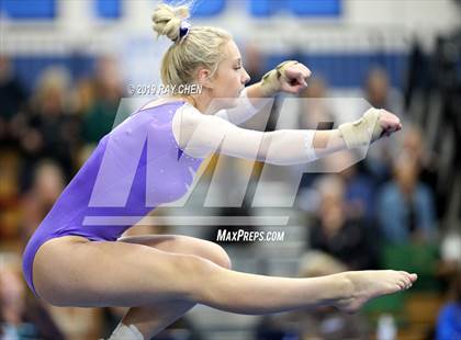 Thumbnail 1 in CHSAA 5A State Prelims photogallery.
