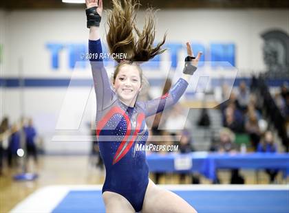 Thumbnail 2 in CHSAA 5A State Prelims photogallery.