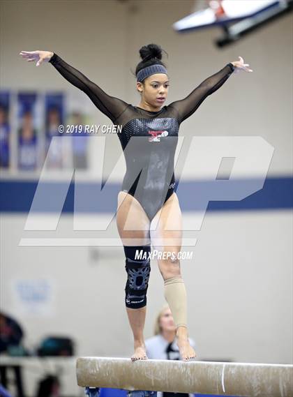Thumbnail 1 in CHSAA 5A State Prelims photogallery.