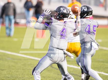 Thumbnail 3 in Pueblo East vs Discovery Canyon (CHSAA 3A Final) photogallery.