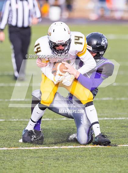 Thumbnail 2 in Pueblo East vs Discovery Canyon (CHSAA 3A Final) photogallery.
