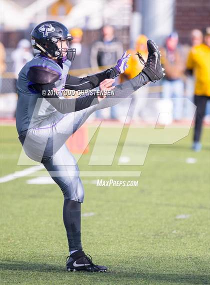 Thumbnail 3 in Pueblo East vs Discovery Canyon (CHSAA 3A Final) photogallery.