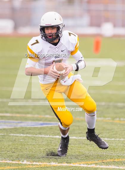 Thumbnail 2 in Pueblo East vs Discovery Canyon (CHSAA 3A Final) photogallery.