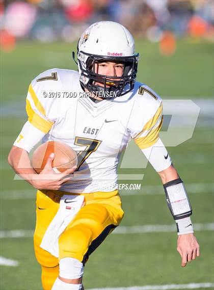 Thumbnail 2 in Pueblo East vs Discovery Canyon (CHSAA 3A Final) photogallery.