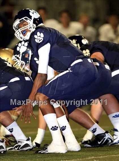 Thumbnail 2 in Loyola vs. Notre Dame photogallery.