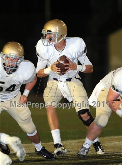 Thumbnail 3 in Loyola vs. Notre Dame photogallery.