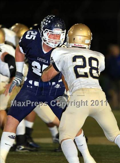 Thumbnail 2 in Loyola vs. Notre Dame photogallery.