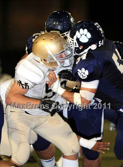 Thumbnail 2 in Loyola vs. Notre Dame photogallery.