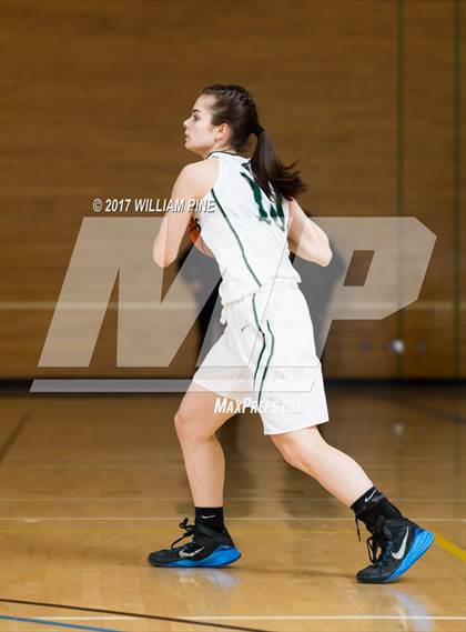 Thumbnail 2 in Spackenkill vs. Pine Plains (MHAL Semifinal) photogallery.
