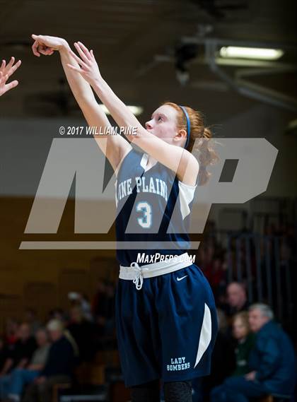 Thumbnail 1 in Spackenkill vs. Pine Plains (MHAL Semifinal) photogallery.