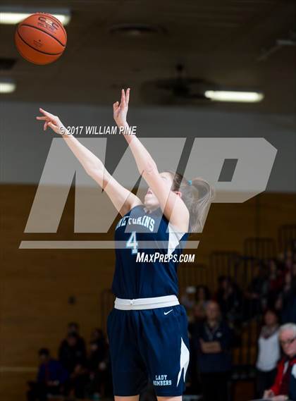 Thumbnail 3 in Spackenkill vs. Pine Plains (MHAL Semifinal) photogallery.