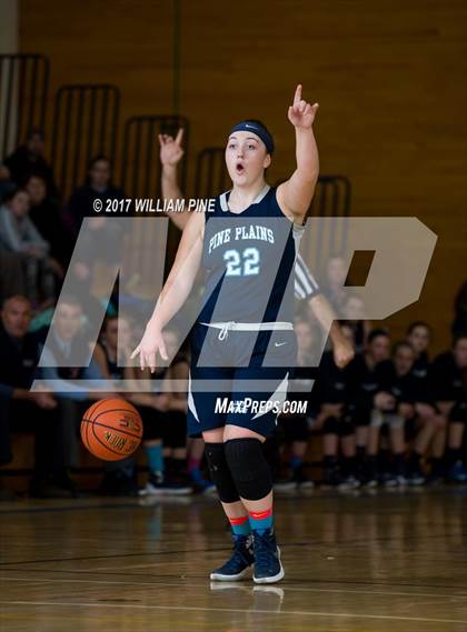 Thumbnail 2 in Spackenkill vs. Pine Plains (MHAL Semifinal) photogallery.
