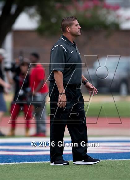 Thumbnail 3 in Plano East @ Duncanville photogallery.