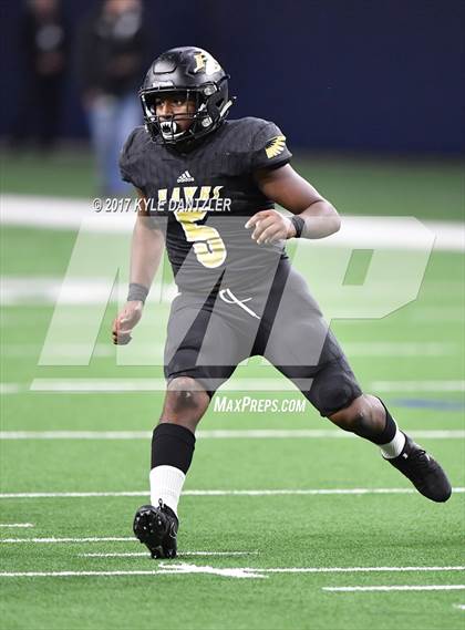 Thumbnail 3 in Graham vs. Pleasant Grove (UIL 4A Divison 2 Semifinal) photogallery.