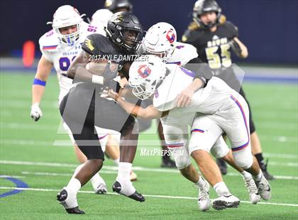 Thumbnail 2 in Graham vs. Pleasant Grove (UIL 4A Divison 2 Semifinal) photogallery.