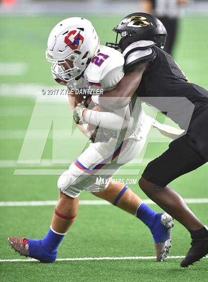 Thumbnail 2 in Graham vs. Pleasant Grove (UIL 4A Divison 2 Semifinal) photogallery.