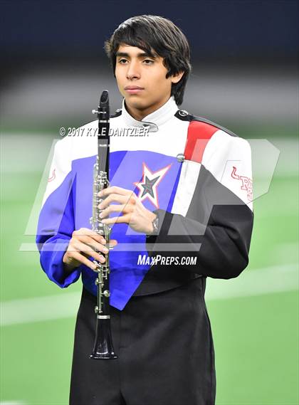 Thumbnail 1 in Graham vs. Pleasant Grove (UIL 4A Divison 2 Semifinal) photogallery.