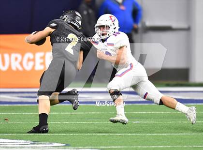 Thumbnail 2 in Graham vs. Pleasant Grove (UIL 4A Divison 2 Semifinal) photogallery.