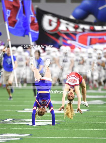 Thumbnail 2 in Graham vs. Pleasant Grove (UIL 4A Divison 2 Semifinal) photogallery.
