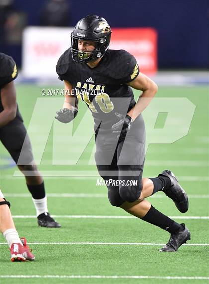 Thumbnail 3 in Graham vs. Pleasant Grove (UIL 4A Divison 2 Semifinal) photogallery.