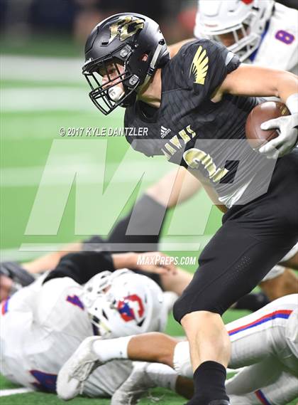 Thumbnail 2 in Graham vs. Pleasant Grove (UIL 4A Divison 2 Semifinal) photogallery.