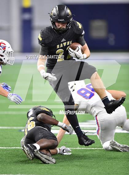 Thumbnail 2 in Graham vs. Pleasant Grove (UIL 4A Divison 2 Semifinal) photogallery.