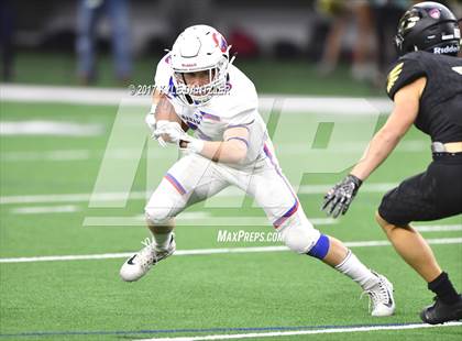 Thumbnail 2 in Graham vs. Pleasant Grove (UIL 4A Divison 2 Semifinal) photogallery.