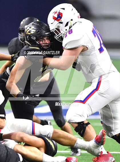 Thumbnail 1 in Graham vs. Pleasant Grove (UIL 4A Divison 2 Semifinal) photogallery.
