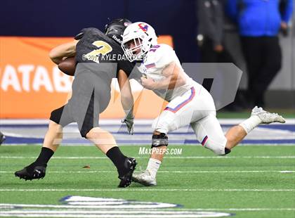 Thumbnail 3 in Graham vs. Pleasant Grove (UIL 4A Divison 2 Semifinal) photogallery.