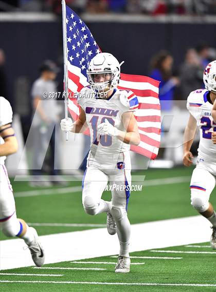Thumbnail 1 in Graham vs. Pleasant Grove (UIL 4A Divison 2 Semifinal) photogallery.